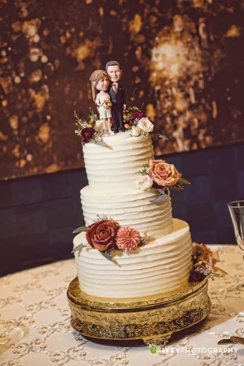 Couple Cake Topper