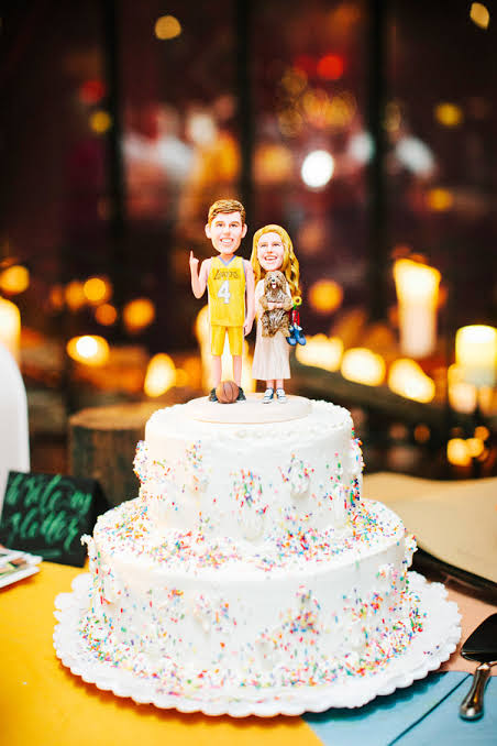 Custom Wedding Cake Toppers – Everything you need to Know [2023]