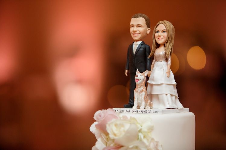 Perfect Couple with Pet Cake Topper for Wedding