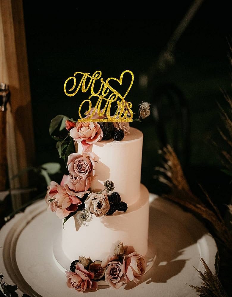 MR AND MRS Wedding Cake Topper