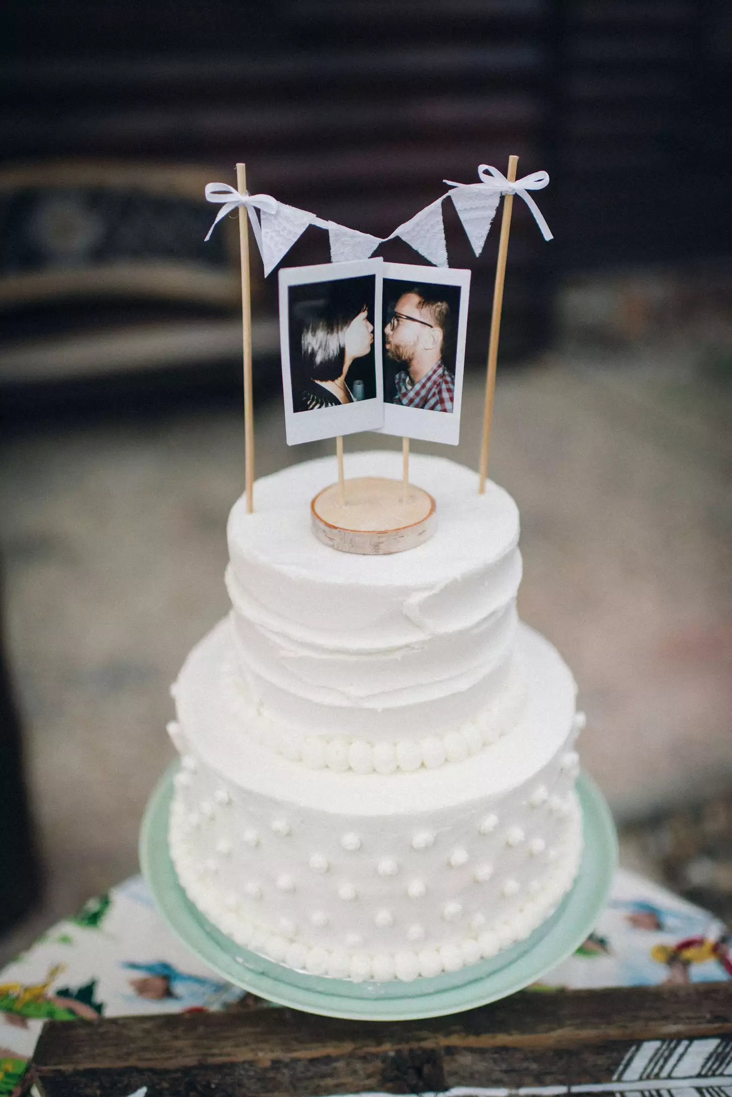 DIY Couple Photos Cake Topper